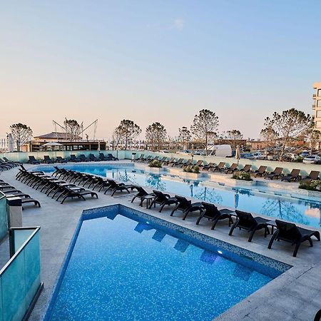 Newvision Apartment In Infinity Beach Resort - Parking Mamaia Esterno foto