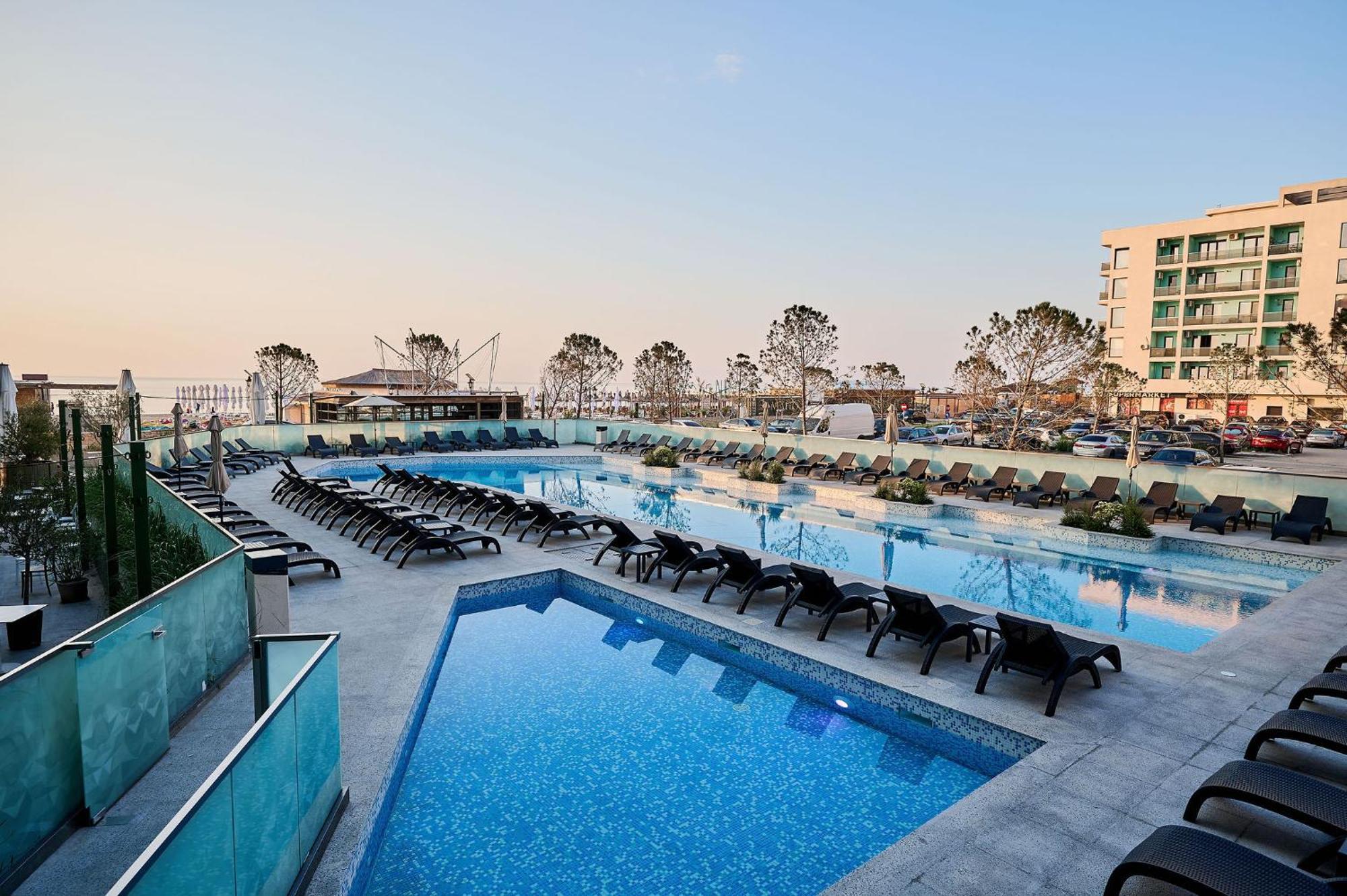 Newvision Apartment In Infinity Beach Resort - Parking Mamaia Esterno foto